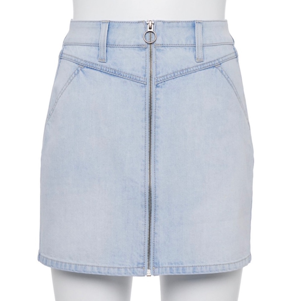 Juniors' SO Distressed Skirt - Light Denim